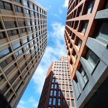 Manchester New Square - The sun is still shining in the city center!