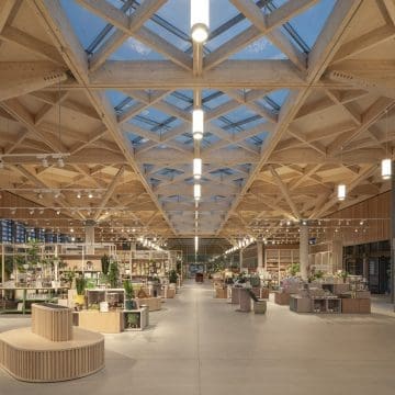 RHS Welcome Building wins top RIBA regional prize